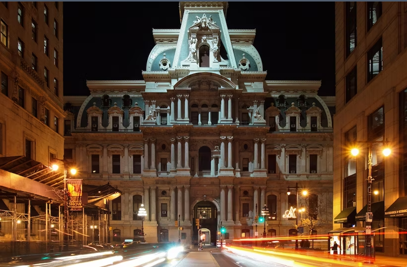 Adults-only vampire and ghost tour of Philadelphia